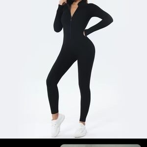1 piece Zip Up Yoga Suit Black Size Large New in Package